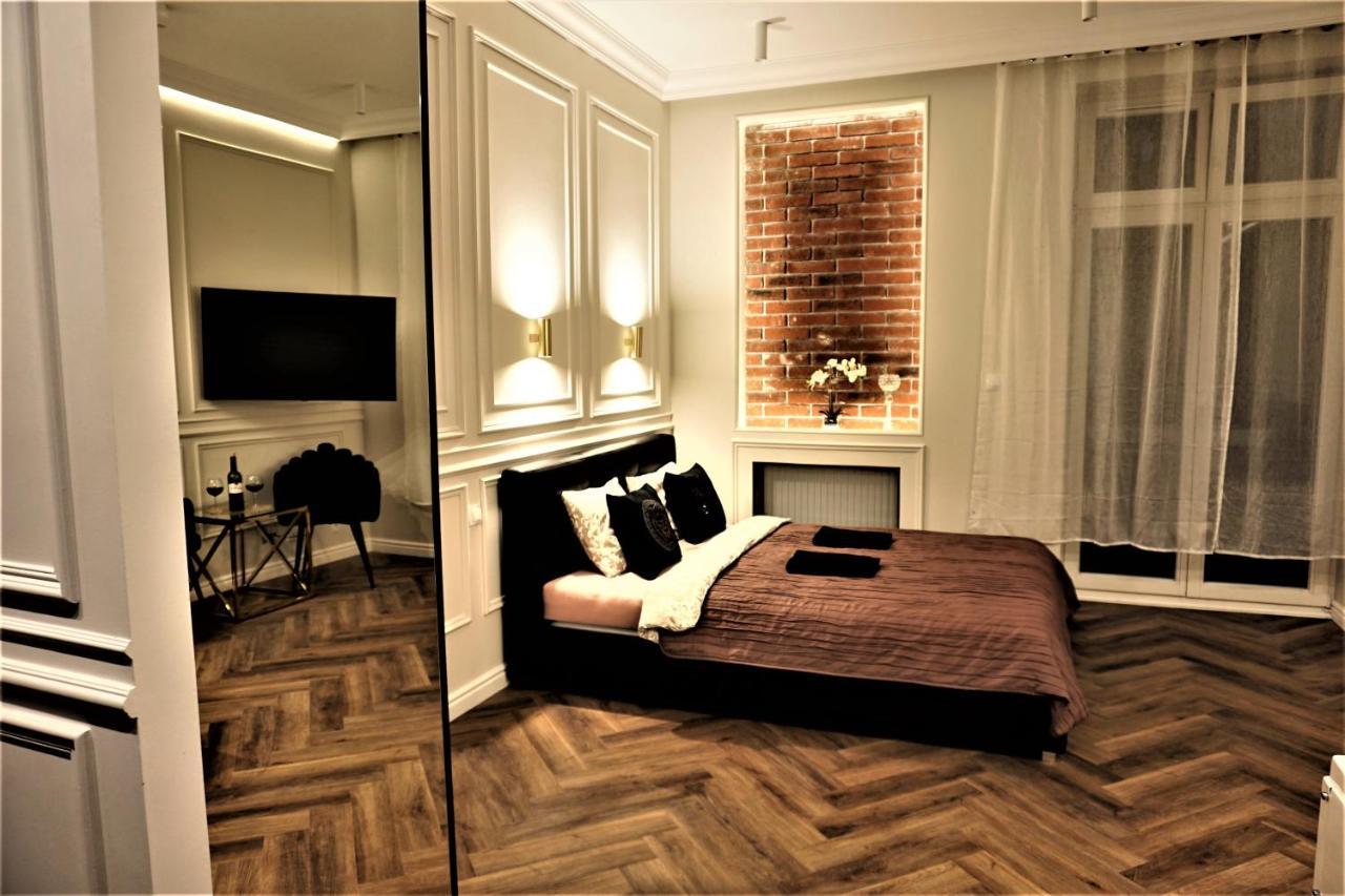 Luxury Jacuzzi Apartment Krasków Exterior foto