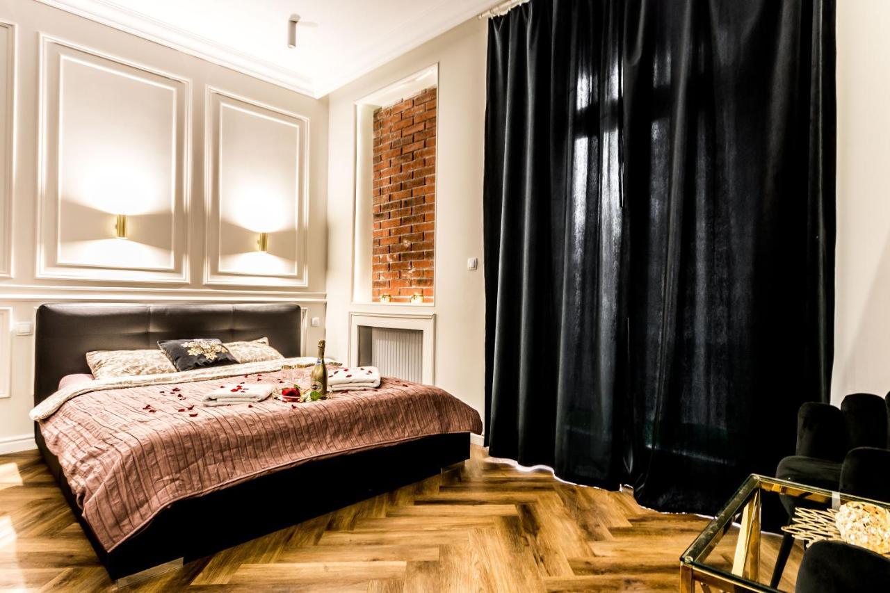 Luxury Jacuzzi Apartment Krasków Exterior foto