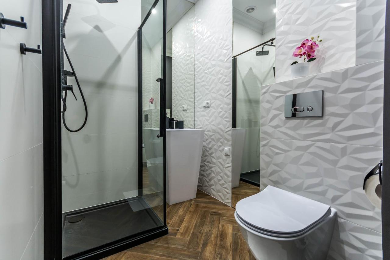 Luxury Jacuzzi Apartment Krasków Exterior foto